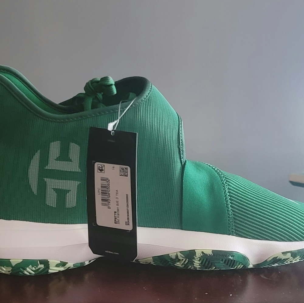 Men Adidas NEW Never Worn James Hardin Athletic Shoes, Size 12.5 Green